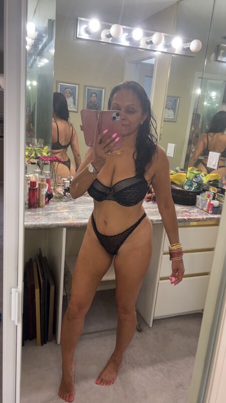 Vancitymami nude photo 4