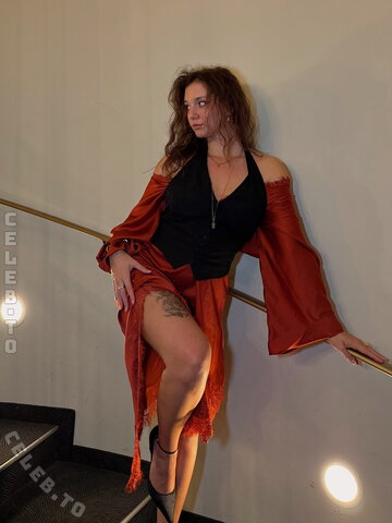 Vaneschko Hot (4 photos)