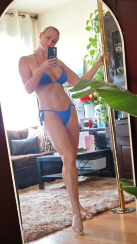 Vanessa Cater nude photo 3