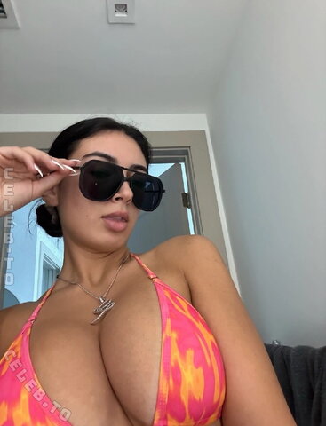 Vanessa Legrow Fresh (1 photo)