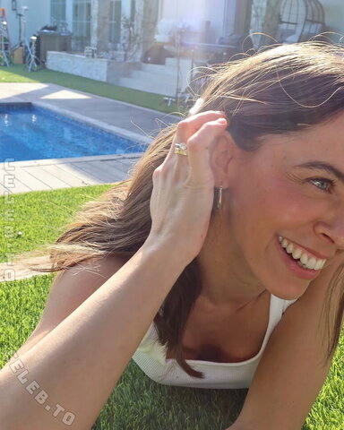 Vanessa Mai nude photo 18