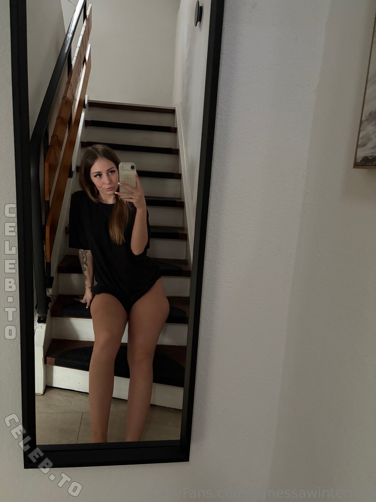 Vanessa Winter nude photo 18