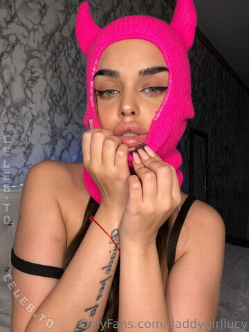 Vanessa.h nude photo 14