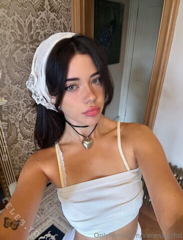 Vanessa.rhd nude photo 1311