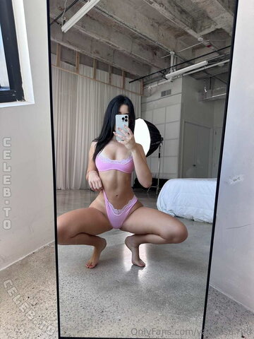 Vanessa.rhd nude photo 318