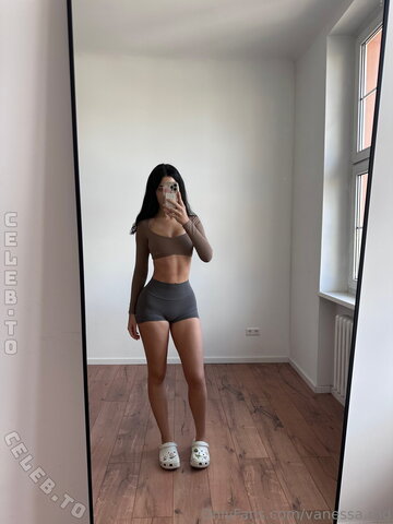Vanessa.rhd nude photo 307