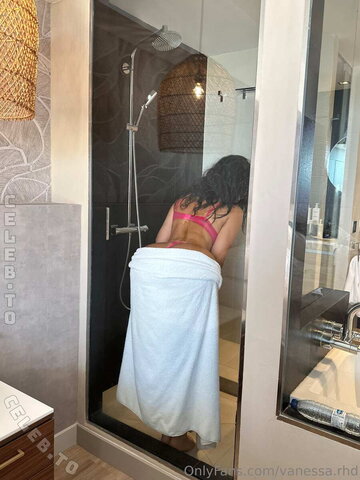 Vanessa.rhd nude photo 162