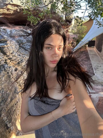 Vanessa.rhd nude photo 152