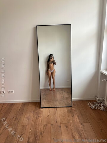 Vanessa.rhd nude photo 32
