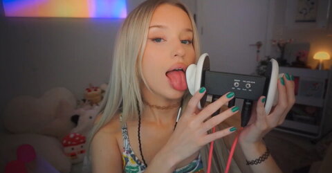 Veefroggy nude photo 2