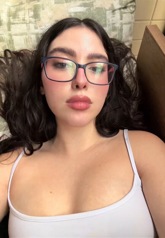 veeofvenus nude photo 3