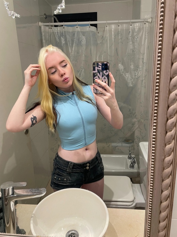 velvetvalen nude photo 10