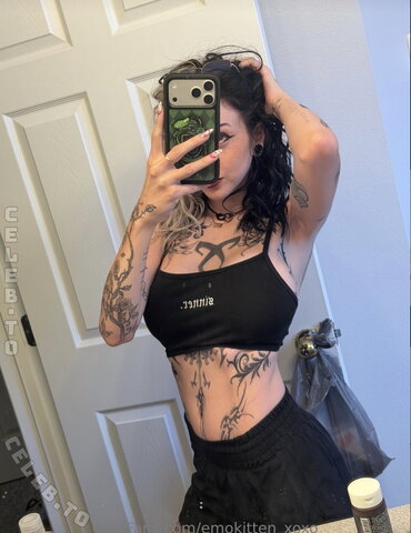 vemokitten_xoxo nude photo 6