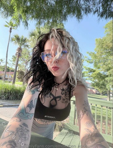 vemokitten_xoxo nude photo 3