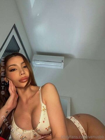 venusbb nude photo 5