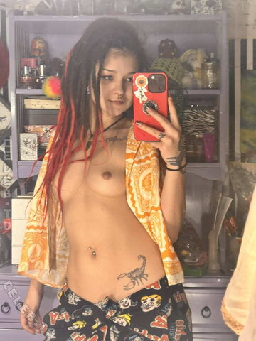 Venuskittyxo nude photo 3