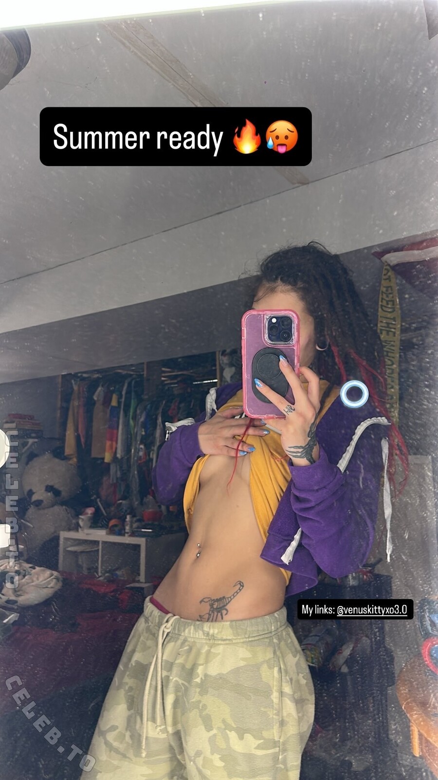 Venuskittyxo nude photo 4