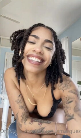 Venusmarquez nude photo 3