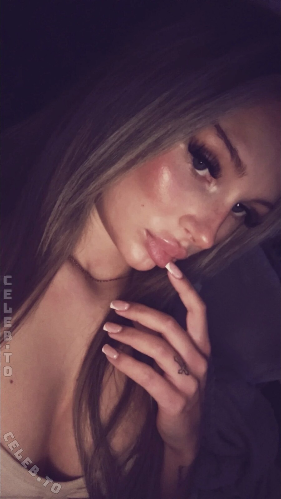 Vero blondeeee nude photo 4