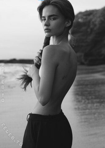 Vero Hanberg nude photo 15