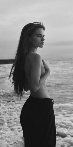 Vero Hanberg nude photo 10