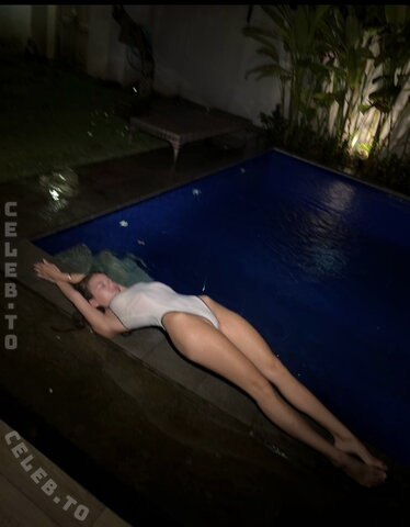 Vero Hanberg nude photo 9