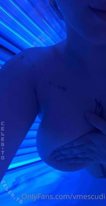 Veronika Mescudi nude photo 6