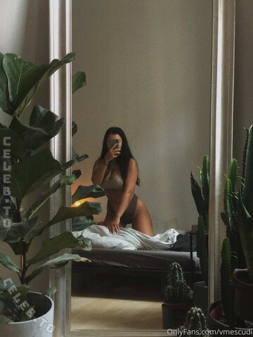 Veronika Mescudi nude photo 140