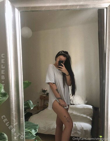 Veronika Mescudi nude photo 97