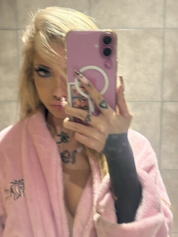 Vicky Balena nude photo 9