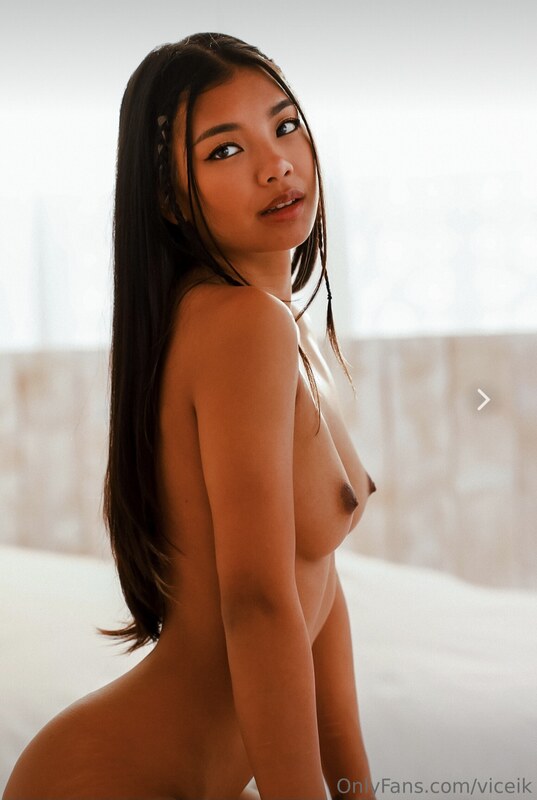 Victoria Eik nude photo 13