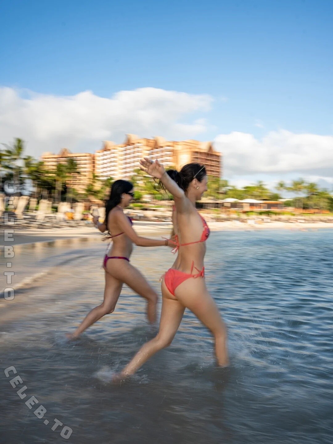 Victoria Justice nude photo 5