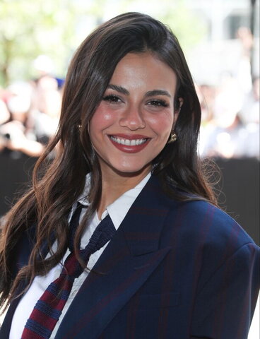 Victoria Justice photo 2