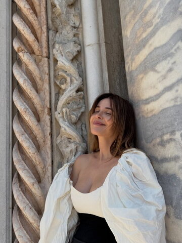 Victoria Koblenko nude photo 5