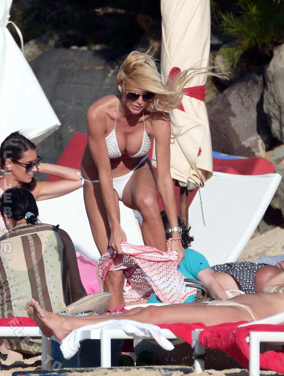 Victoria Silvstedt nude photo 13