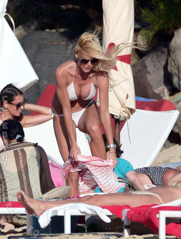 Victoria Silvstedt nude photo 15