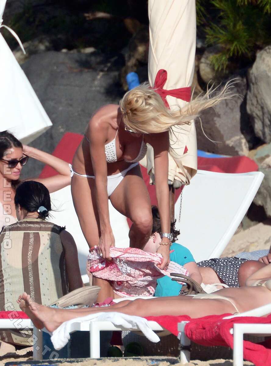 Victoria Silvstedt nude photo 20