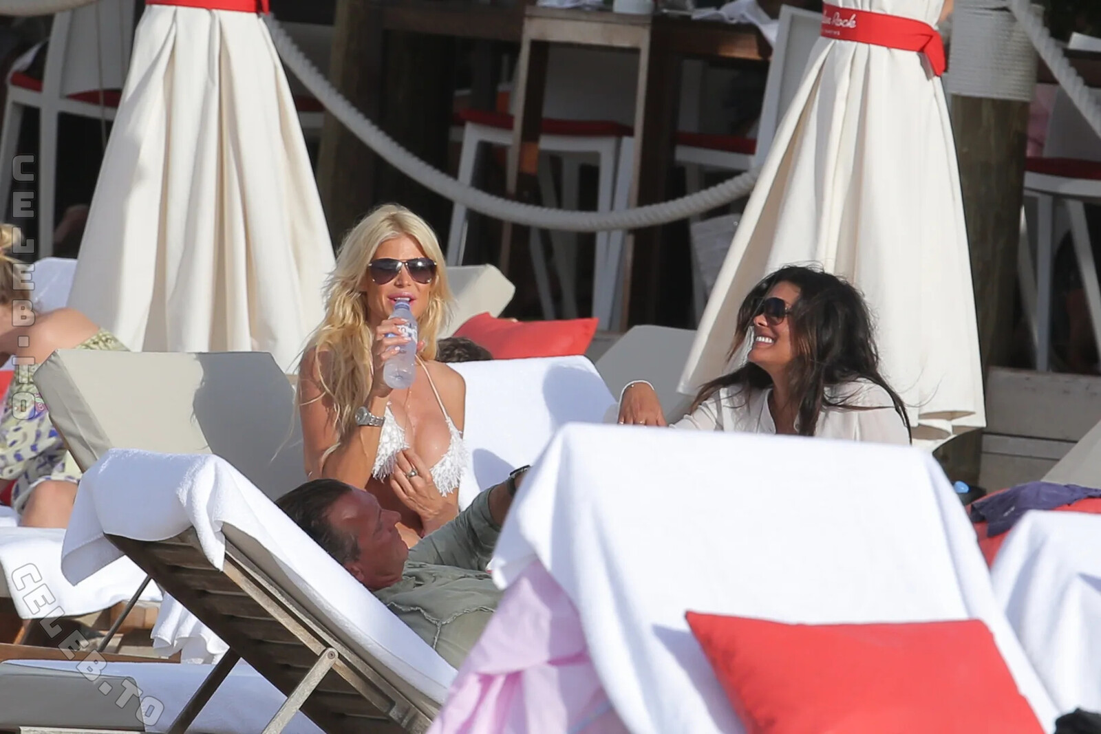 Victoria Silvstedt nude photo 11