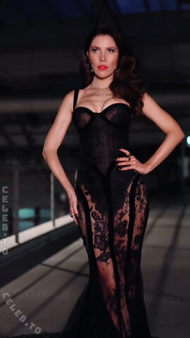 Victoria Swarovski nude photo 15