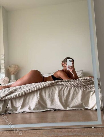 victoriaasecretss nude photo 48