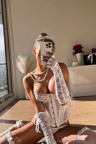 victoriaasecretss nude photo 19