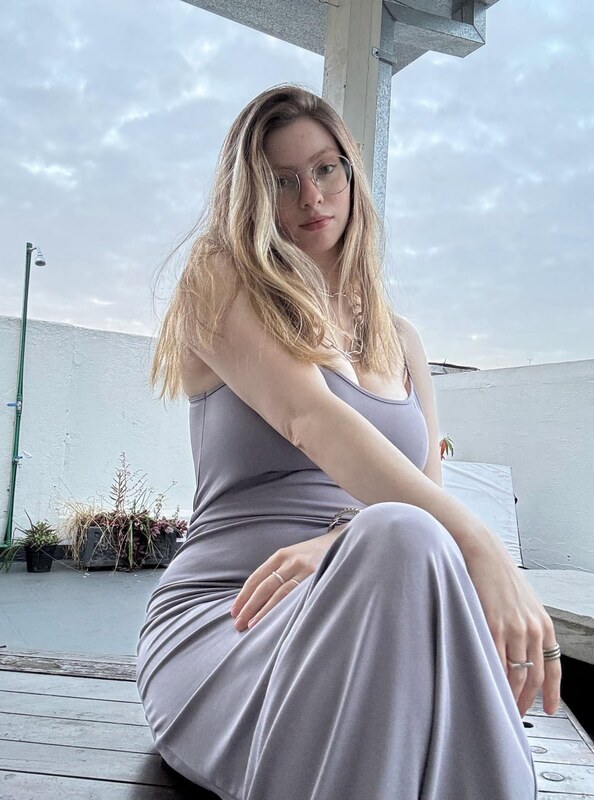 victoriaramxs nude photo 1