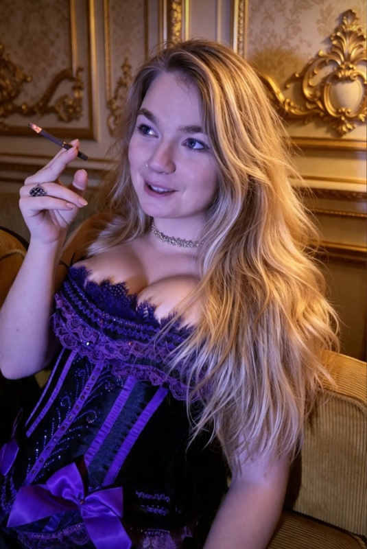 VictoriaSecretss nude photo 1