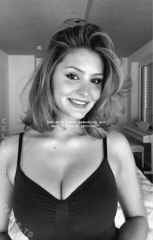 Videozeugs nude photo 64