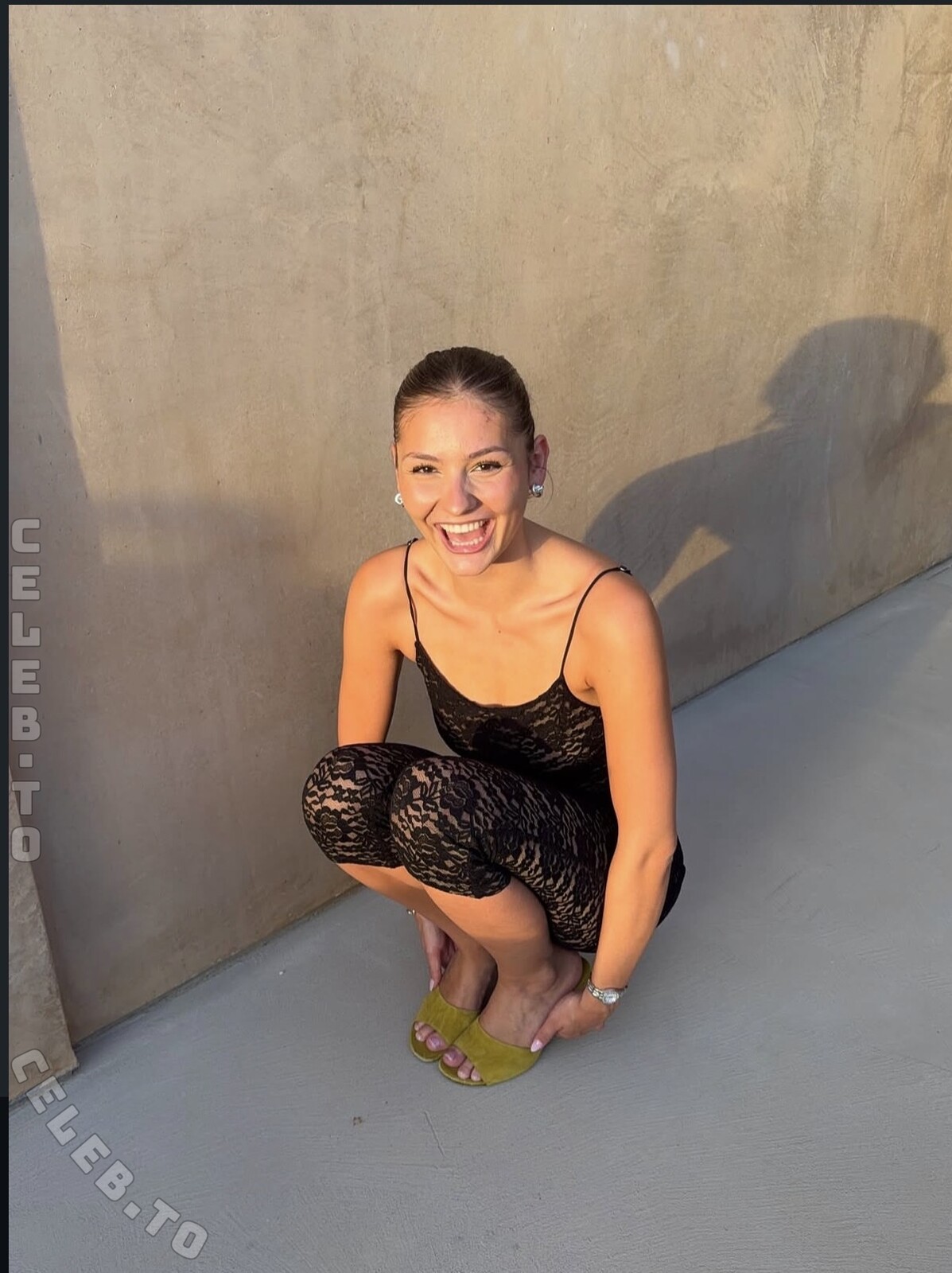 Videozeugs nude photo 2