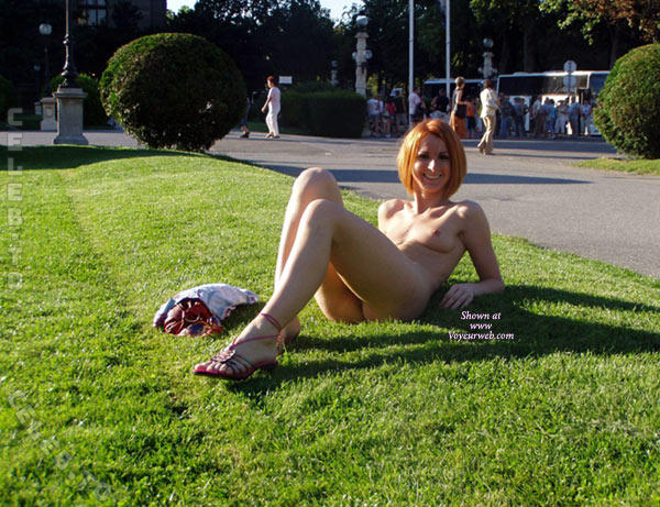 Vienna Love nude photo 3
