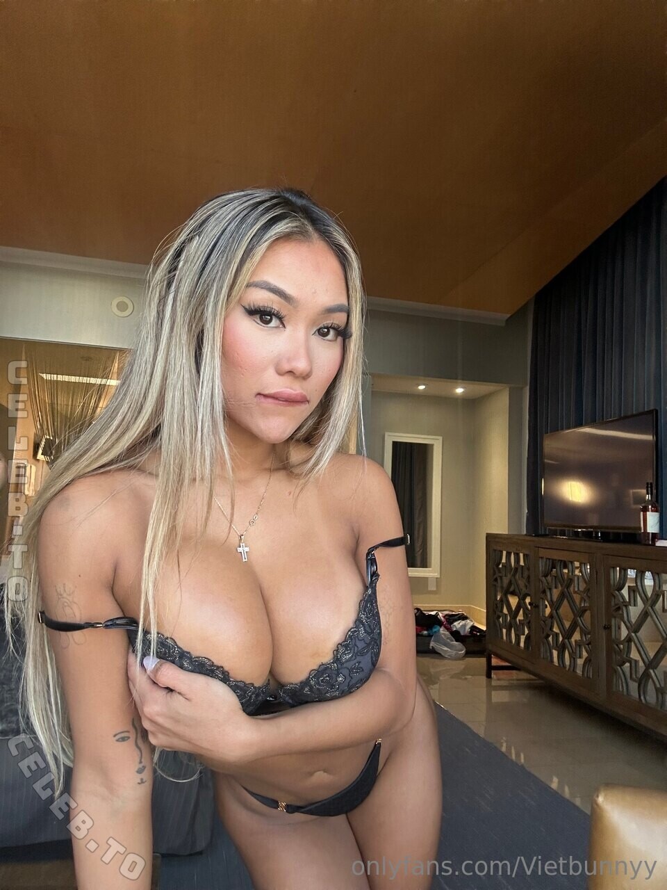 VietBunny nude photo 6