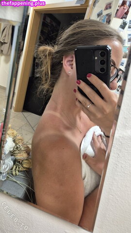 Viktoria Bochen nude photo 23