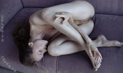 Viktoria Evgenyeva nude photo 11