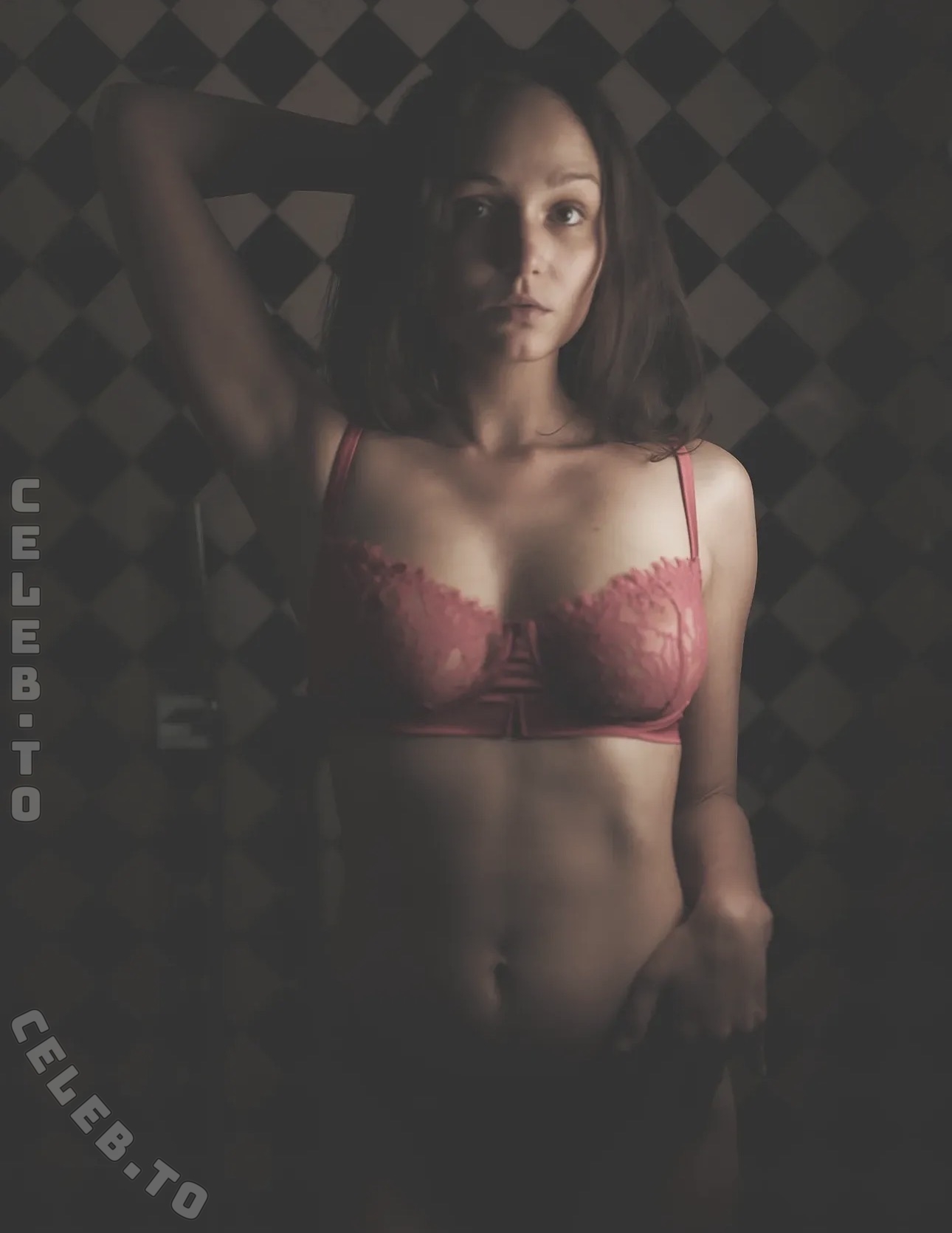 Viktoria Lara Hochwimmer nude photo 2